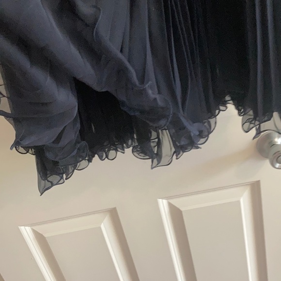 Dress - Picture 4 of 5